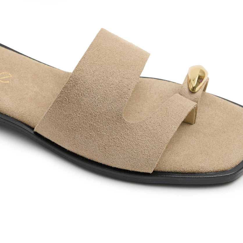 Soft Σανδάλι K270 Καρέ - Off White Καστόρι με Χρυσό Δάχτυλο